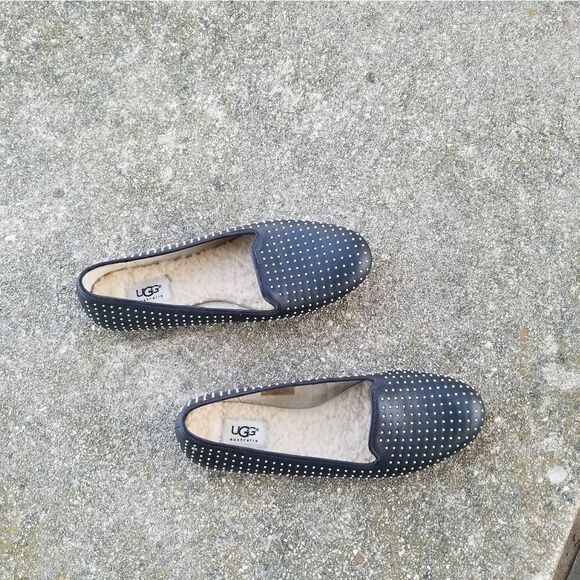 UGG   - Picture 6 of 16